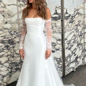 Chosen by Kyha gloves - tule Bridal Wedding Gloves/Sleeves. Sheer Fingerless